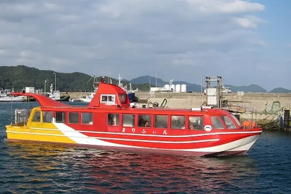 青海島をぐるりクルージング