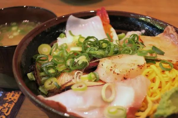 炙り丼も美味かった