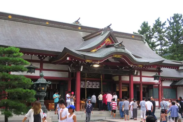 氣比神社はカップルが多い？