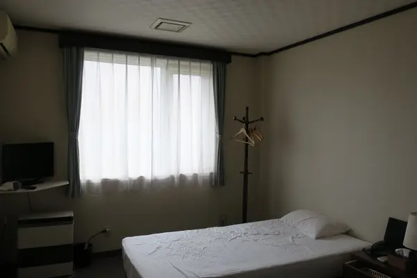 部屋は二人部屋が基本