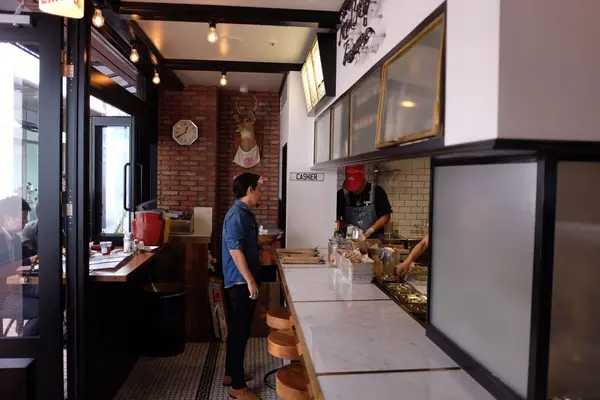 店内