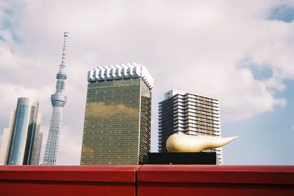 花川戸交番前