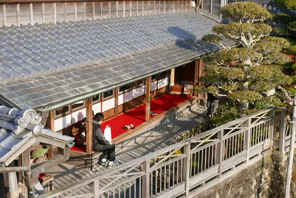 縁側で頂きましょう