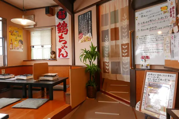 店内は張り紙だらけ