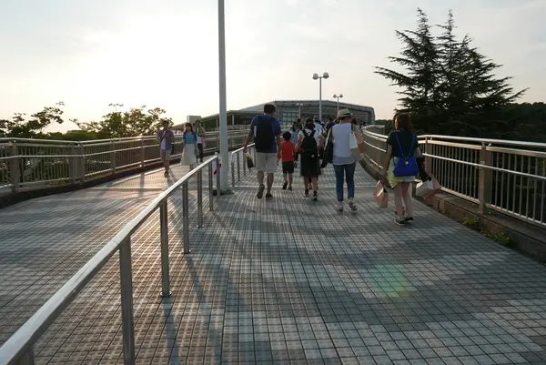 大阪モノレールが便利