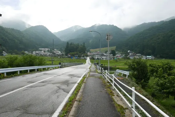 目指す宿はこの先のどこかｗ