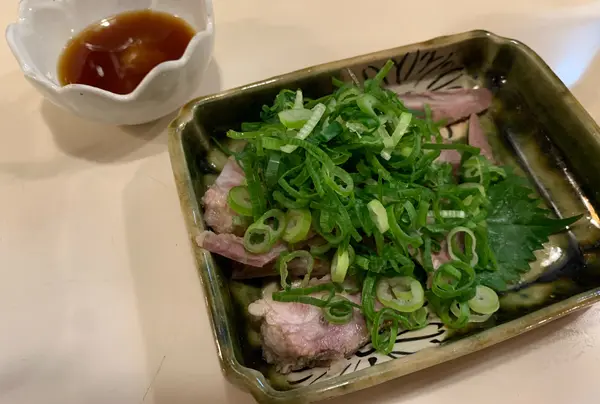 蒸しアギ　680円