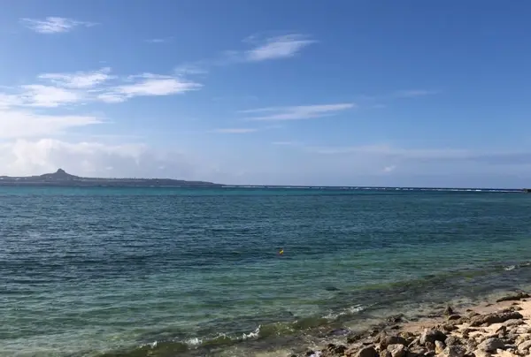 綺麗すぎる海