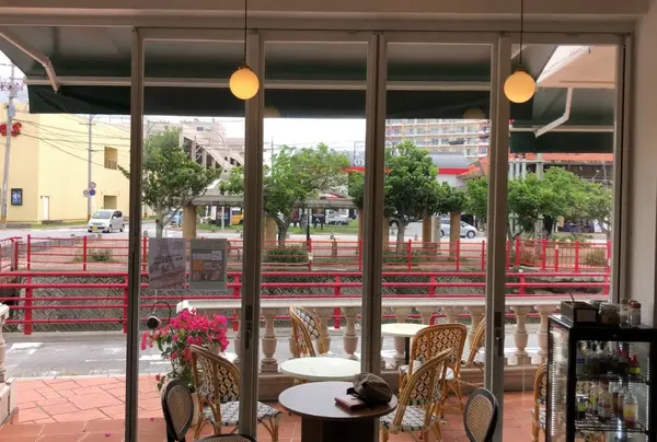 外の景色は異国感😻