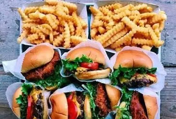 シェイクシャック アトレ 恵比寿店 （SHAKE SHACK） の写真・動画_image_102039