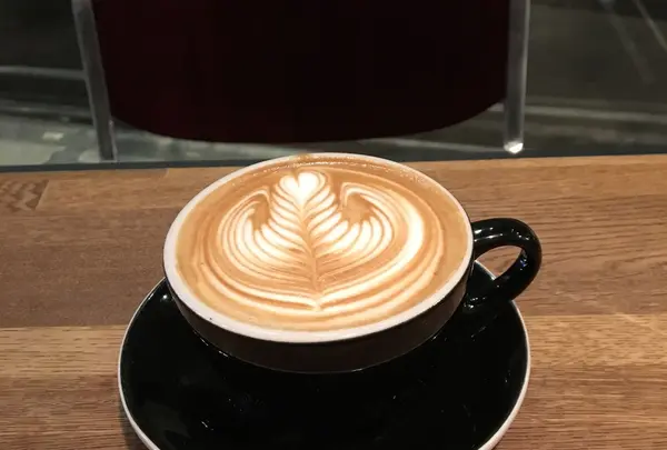 ブリッジ コーヒーアンドアイスクリーム （Bridge COFFEE & ICECREAM）の写真・動画_image_102425
