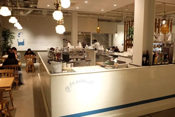 AKOMEYA TOKYO in la kagūの写真・動画_image_107327