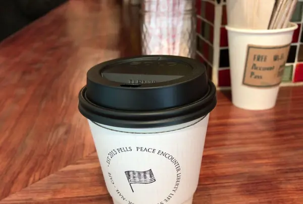 【閉店】ペルズ コーヒー＆バー 代官山店 （PELLS coffee&bar【旧店名】ホットスタンドペルズ）の写真・動画_image_110923