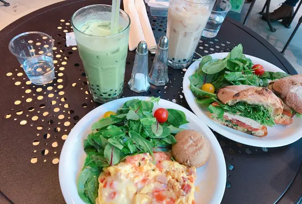 【閉業】Urth Caffe 表参道（アースカフェ）の写真・動画_image_112601