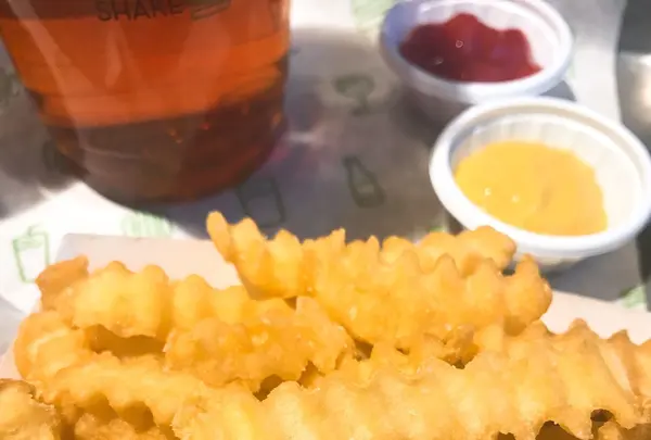 SHAKE SHACK（シェイクシャック） 東京国際フォーラム店の写真・動画_image_116131