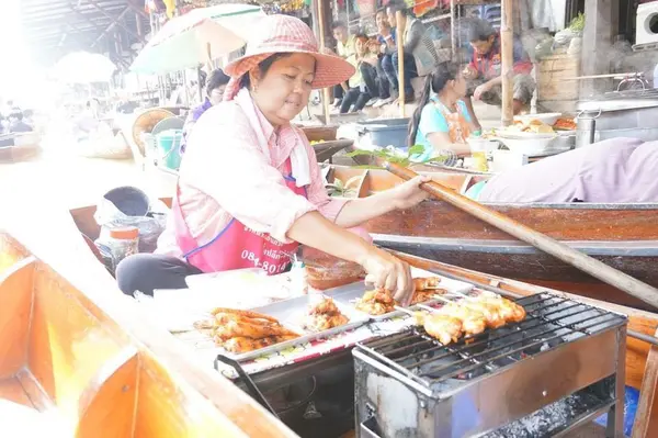 Damnoen Saduak Floating Market（ダムヌンサドアック水上マーケット）の写真・動画_image_117041