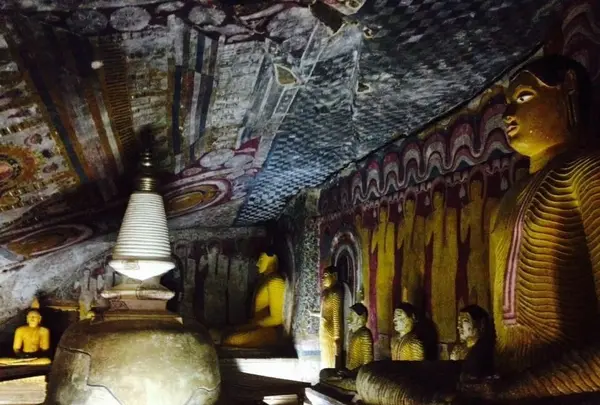 ダンブッラ石窟寺院の写真・動画_image_118224