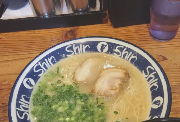 博多らーめん ShinShin（シンシン）天神本店の写真・動画_image_118642