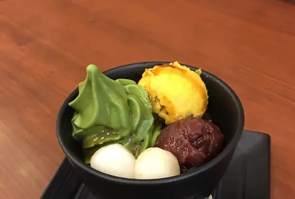 丸の内ＣＡＦＥ会の写真・動画_image_121908