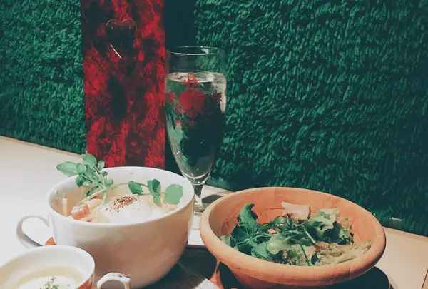 新宿 女子会 魔法の国のアリスの写真・動画_image_122263