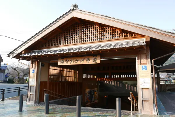 ハートの石（おはらい町地下道入り口付近）の写真・動画_image_123094