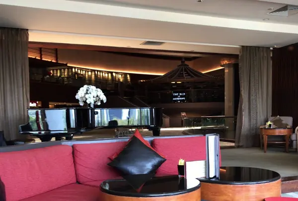 Axis Bar and Loungeの写真・動画_image_123611