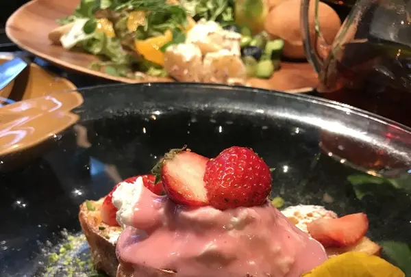 青山フラワーマーケット ティーハウス 南青山本店 （Aoyama Flower Market TEA HOUSE）の写真・動画_image_127424