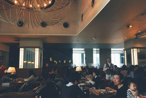 THE THEATRE TABLE（シアターテーブル）の写真・動画_image_140220