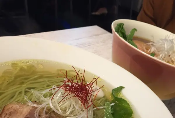 ブンブンブラウカフェウィズビーハイブの写真・動画_image_146248