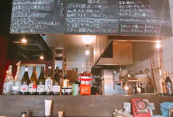 ヘンドリクス カリー バー （HENDRIX CURRY BAR） の写真・動画_image_149544