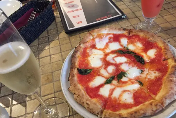 ＰＩＺＺＥＲＩＡ Ｌ．Ｆ．Ｃの写真・動画_image_159280