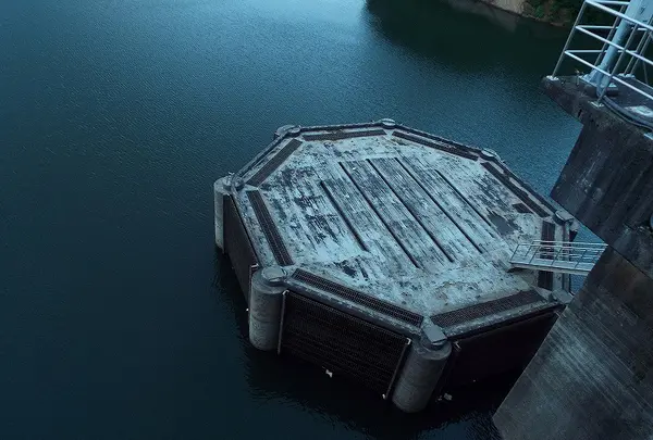 南部片富士湖（四十四田ダム）の写真・動画_image_160336