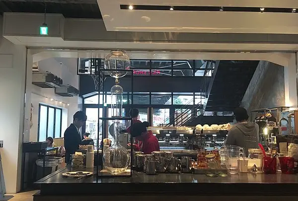 【閉店】ストリーマーコーヒーカンパニー 五本木店（STREAMER COFFEE COMPANY）の写真・動画_image_169124