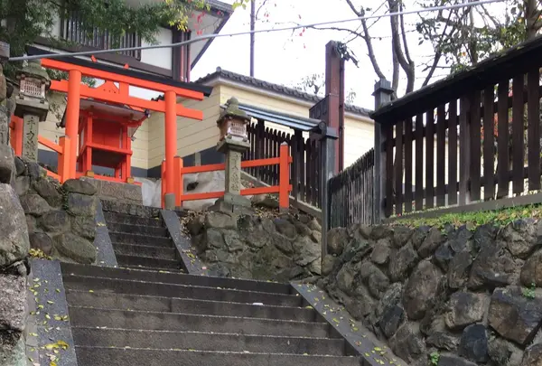 山上の多重塔の写真・動画_image_170356