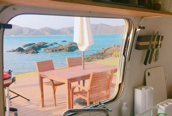 HOLLY CAMPの写真・動画_image_170715