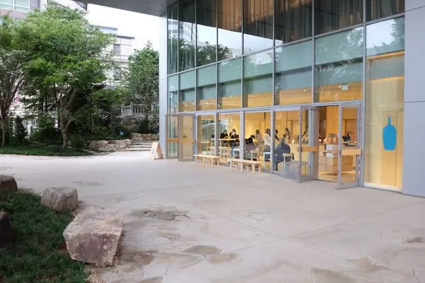ブルーボトルコーヒー（Blue Bottle Coffee）六本木店の写真・動画_image_174137