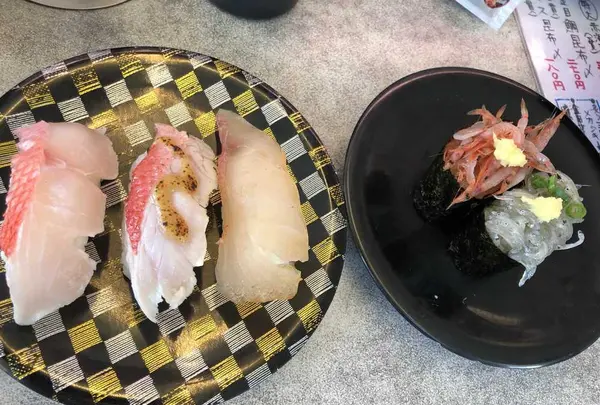 地魚回転寿司 魚どんやの写真・動画_image_190293