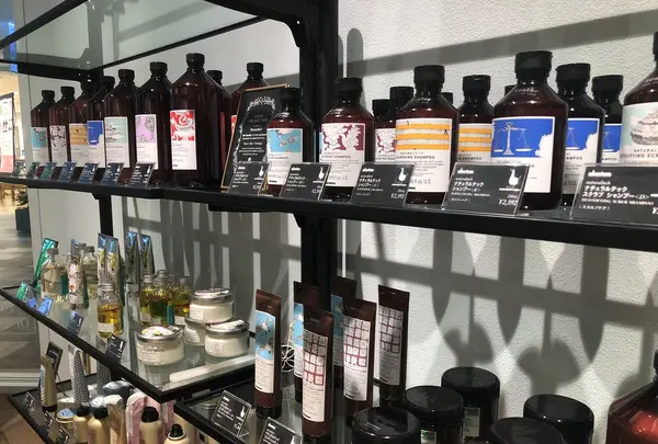 ダヴィネス 表参道ヒルズ店の写真・動画_image_202315