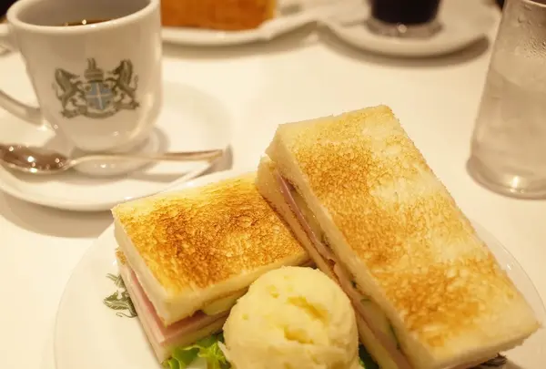 イノダコーヒ ポルタ店の写真・動画_image_206204