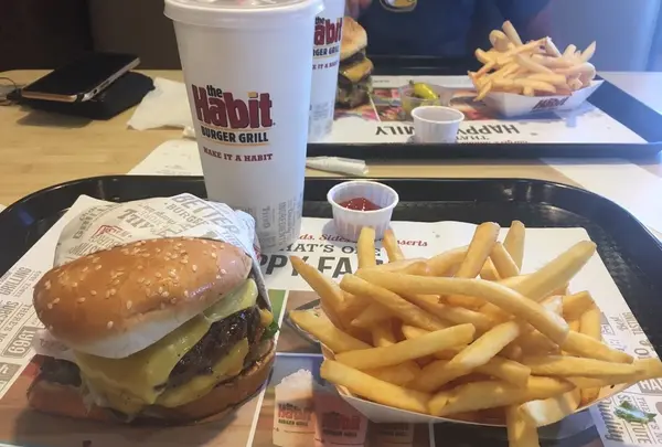 The Habit Burger Grillの写真・動画_image_208543