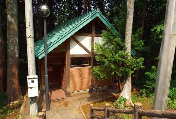 公衆トイレ