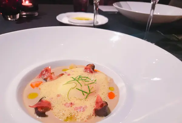 ラ ターブル ドゥジョエル・ロブションの写真・動画_image_232792