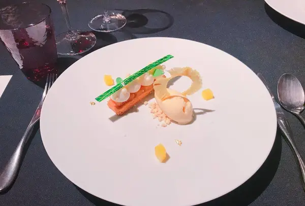 ラ ターブル ドゥジョエル・ロブションの写真・動画_image_232799