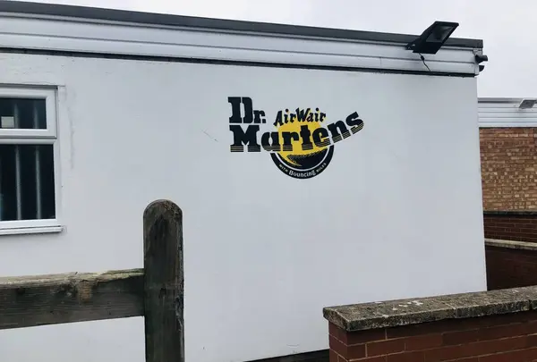 Dr. Martens Factory Shopの写真・動画_image_238346