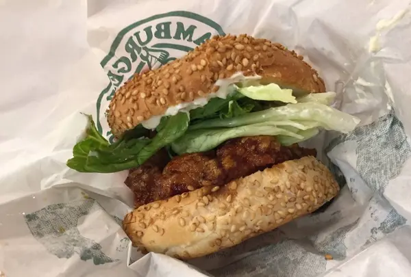 ラッキーピエロ 五稜郭公園前店の写真・動画_image_244440