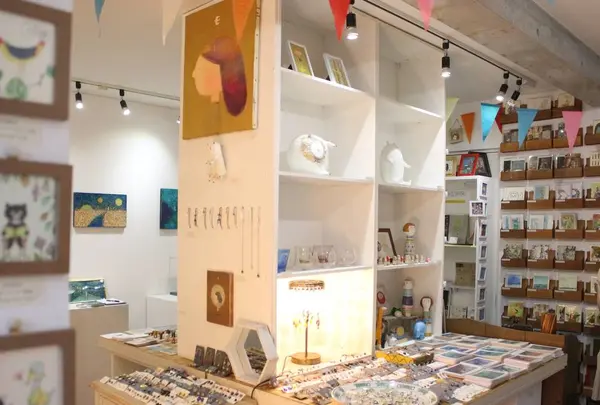 わたしにちょうどいいアート専門店   picasesque 参宮橋の写真・動画_image_248966