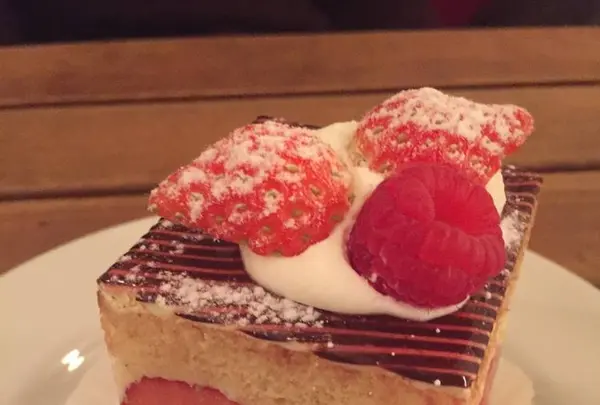カフェ・マディ 青山店 （Cafe Madu）の写真・動画_image_256004