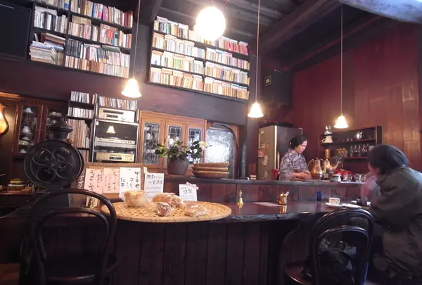 cafe 手の花