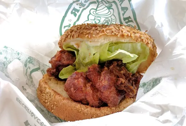 ラッキーピエロ マリーナ末広店の写真・動画_image_267114