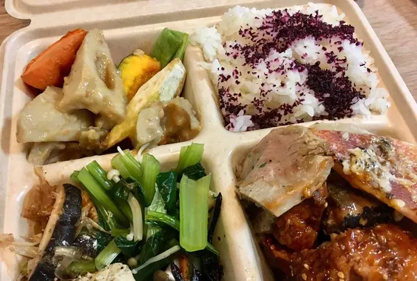 旬八キッチン＆テーブル 新虎通りCORE店の写真・動画_image_272914